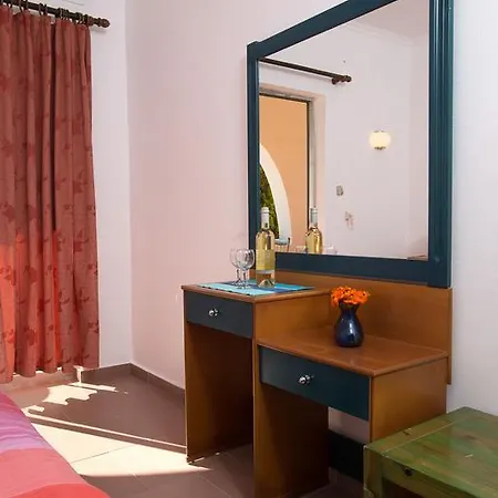 Blue Lagoon Apartment Roda (Corfu)