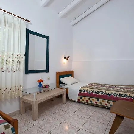 Blue Lagoon アパート ロダ